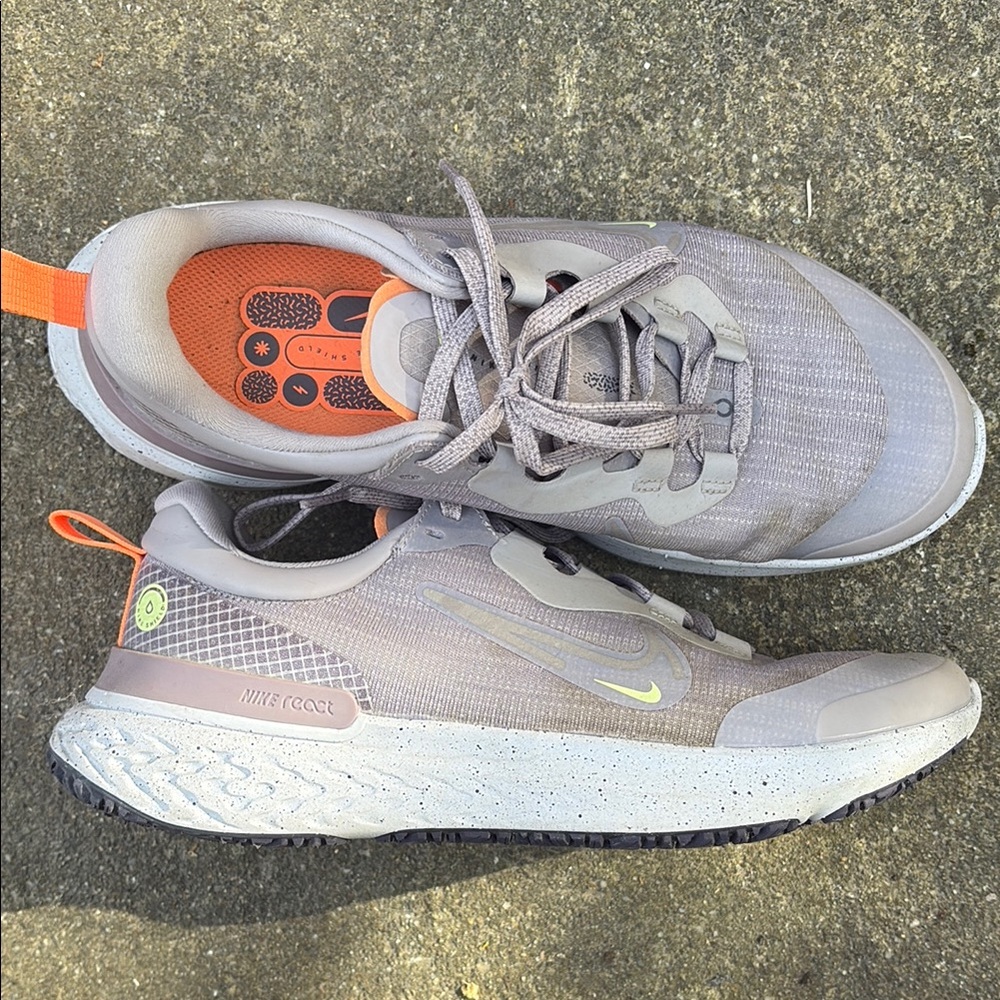 EUC. Nike React Miler 2 Shield. Amethyst Ash/Violet. Size 9.